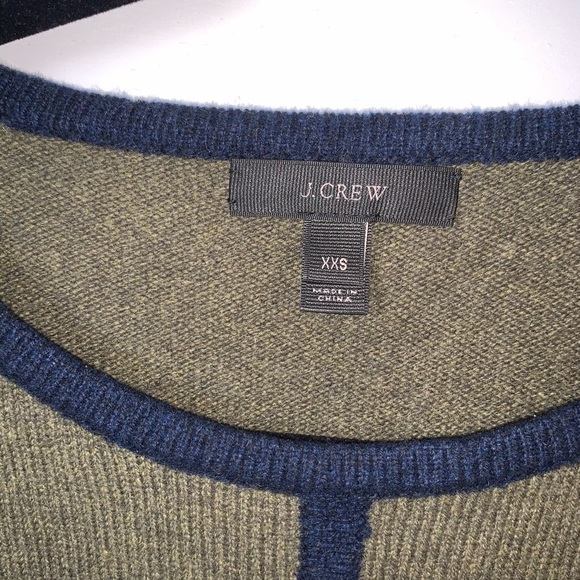 J. Crew | 100% Wool Green Tillie Sweater - Picture 6 of 6
